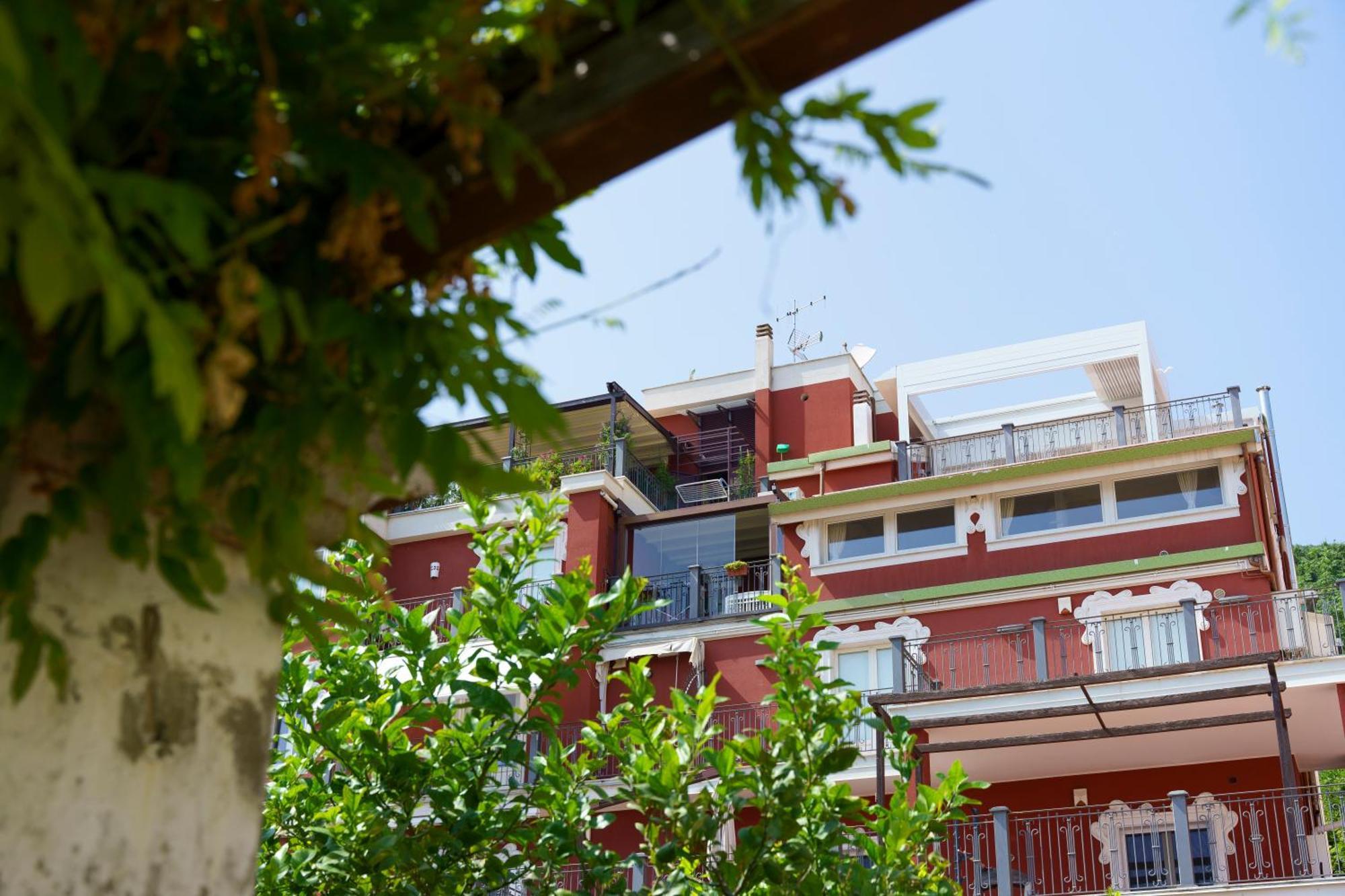 Suite Aphrodite - Exclusive Flat Σαλέρνο Εξωτερικό φωτογραφία