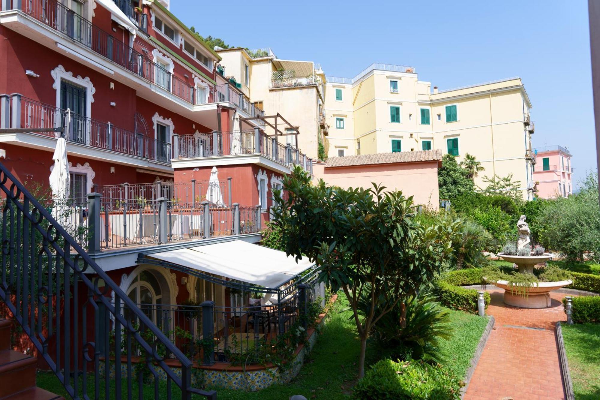 Suite Aphrodite - Exclusive Flat Σαλέρνο Εξωτερικό φωτογραφία