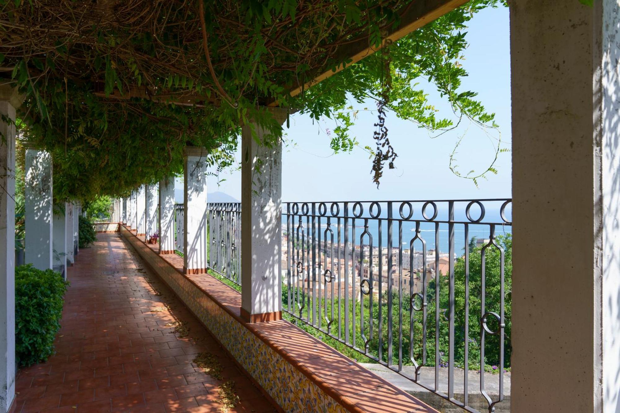 Suite Aphrodite - Exclusive Flat Σαλέρνο Εξωτερικό φωτογραφία