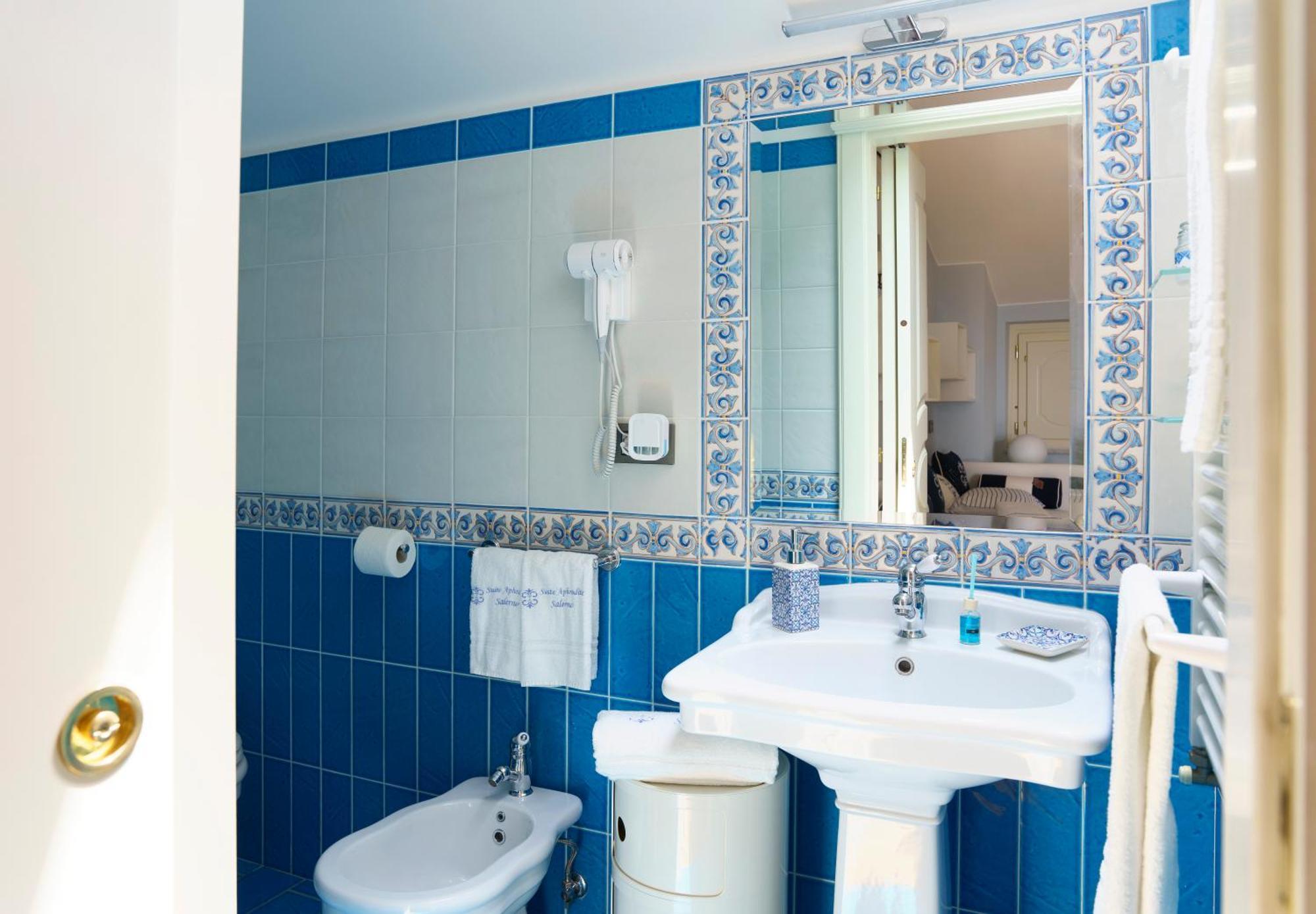 Suite Aphrodite - Exclusive Flat Σαλέρνο Εξωτερικό φωτογραφία